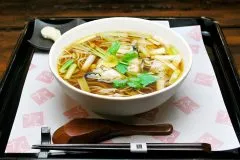 な嘉屋 カキのお蕎麦