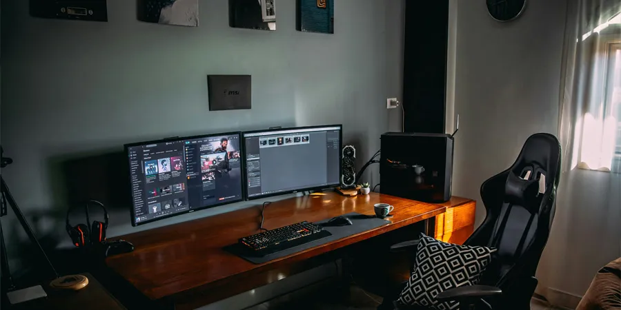 ホームページ制作費用相場